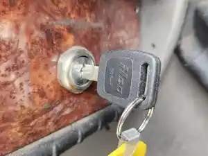 Used 2006 Kenworth T300 Ignition Switch Image