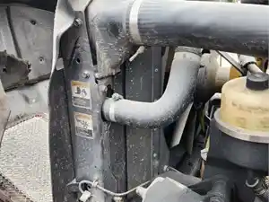 Used 2006 Kenworth T300 Radiator (Stock #P-505474)) Part Image
