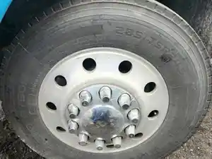 Used 2006 Kenworth T600 Spindle/Knuckle (Stock #P-66681)) Part Image