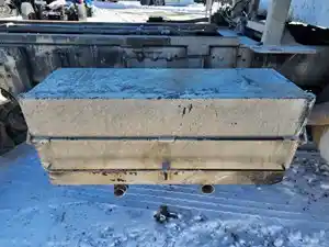 Used 2006 Peterbilt 357 Tool Box (Stock #P-495892)) Part Image