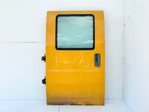 Used 2007 Chevrolet C8500 Door (Stock #P-13590)) Part Image