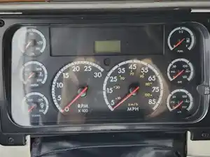 Used 2007 Freightliner Columbia 112 Instrument Cluster (Stock #P-494928)) Part Image