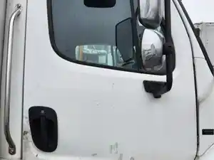Used 2007 Freightliner M2 112 Medium Duty Door (Stock #P-497872)) Part Image