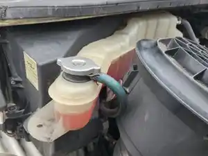 Used 2007 Freightliner M2 112 Medium Duty Radiator Overflow Bottle (Stock #P-497834)) Part Image