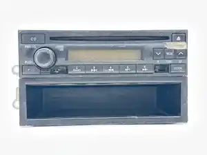 Used 2007 Hino 258 Radio (Stock #P-41930)) Part Image