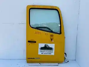 Used 2007 Hino 268 Door (Stock #P-86673)) Part Image