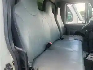 Used 2007 International 4400 Seat (Stock #P-101850)) Part Image