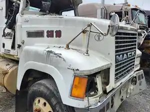Used 2007 Mack CHN613 Hood (Stock #P-25919)) Part Image