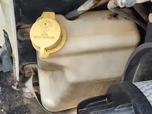 Used 2007 Mack CHN613 Windshield Washer Reservoir (Stock #P-109258)) Part Image