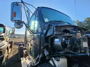 Used 2007 Sterling A9500 Cab (Stock #P-112413)) Part Image