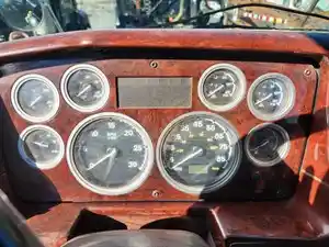 Used 2007 Sterling A9500 Instrument Cluster (Stock #P-112995)) Part Image