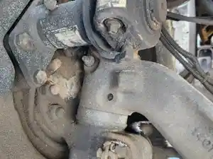 Used 2008 Ford F-750 Spindle/Knuckle (Stock #P-495608)) Part Image