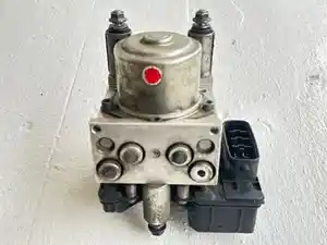 Used 2008 GM/Chev (HD) ABS Brake Pump (Stock #P-99597)) Part Image