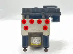 Used 2008 GM/Chev (HD) W5500 ABS Modulator Valve (Stock #P-16674)) Part Image