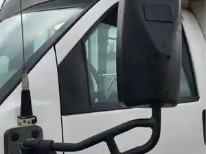 Used 2009 Chevrolet C5500 Side View Mirror Image
