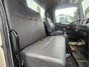 Used 2009 Hino 185 Seat (Stock #P-87491)) Part Image