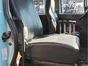 Used 2009 International 7400 Seat (Stock #P-96839)) Part Image