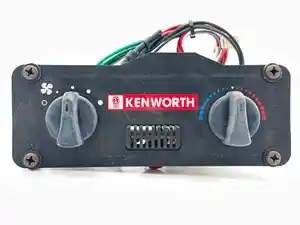 Used 2009 Kenworth T2000 Heater/AC Control Assy (Stock #P-83143)) Part Image