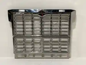 Used 2009 Spartan Gladiator Grille (Stock #P-57144)) Part Image