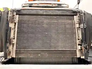 Used 2009 Volvo VHD A/C Condenser (Stock #P-492856)) Part Image