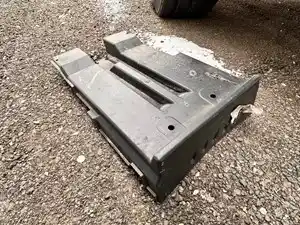 Used 2009 Volvo VHD Battery Box Cover (Stock #P-492823)) Part Image