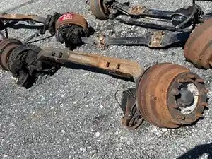 Used 2009 Western Star 4900 FA Front Axle, Complete (Stock #P-504263)) Part Image