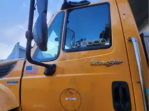 Used 2010 International 7400 Door (Stock #P-92572)) Part Image