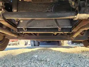 Used 2010 Isuzu NRR Front Axle, Complete (Stock #P-491814)) Part Image
