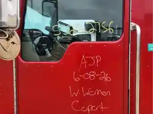 Used 2010 Kenworth T300 Door (Stock #P-508008)) Part Image
