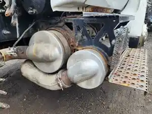 Used 2011 Ford F-750 Diesel Particulate Filter (DPF) (Stock #P-105079)) Part Image