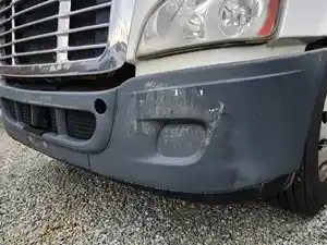 Used 2011 Freightliner Cascadia 113 Bumper Image