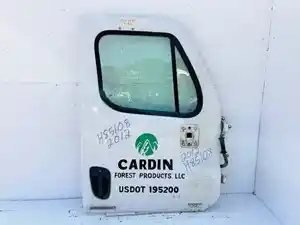 Used 2012 Freightliner Cascadia 125 Door (Stock #P-47377)) Part Image