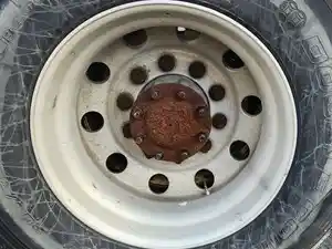 Used 2012 HUB PILOT NA Hub (Stock #P-62489)) Part Image