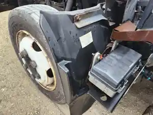 Used 2012 Isuzu NRR Fender Extension (Stock #P-112942)) Part Image