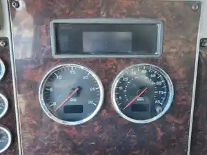 Used 2012 Kenworth T270 Instrument Cluster (Stock #P-504657)) Part Image