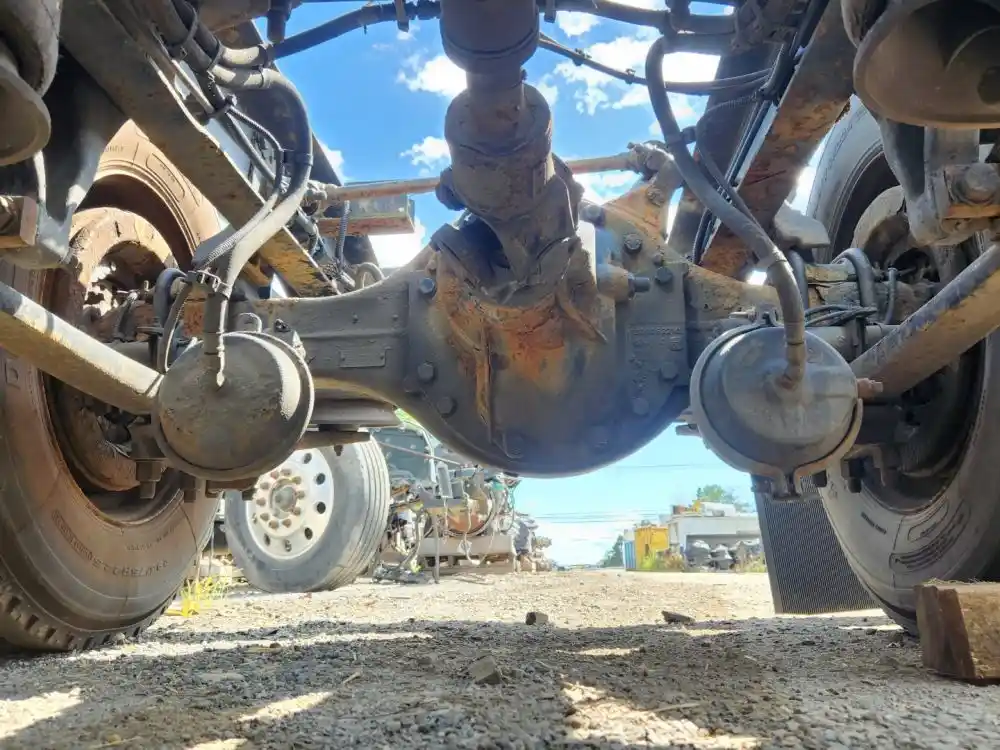 Used, Recycled, New, and Aftermarket Heavy Duty Truck Parts
