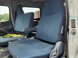 Used 2012 Mitsubishi FEC72W Seat (Stock #P-110792)) Part Image