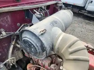 Used 2012 Peterbilt 367 Air Cleaner (Stock #P-506061)) Part Image