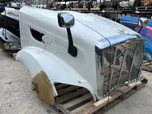 Used 2012 Peterbilt 587 Hood (Stock #P-96989)) Part Image