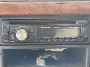 Used 2012 Volvo VNL Radio (Stock #P-506490)) Part Image