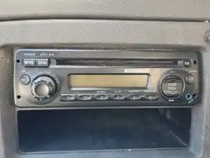 Used 2013 Freightliner Cascadia 125 Radio (Stock #P-496734)) Part Image