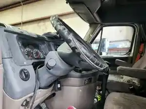 Used 2013 Freightliner Cascadia 125 Steering Column (Stock #P-57767)) Part Image