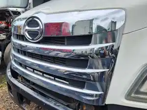 Used 2013 Hino 338 Grille (Stock #P-82355)) Part Image