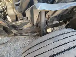 Used 2013 Isuzu NRR Front Leaf & Spring (Stock #P-93426)) Part Image