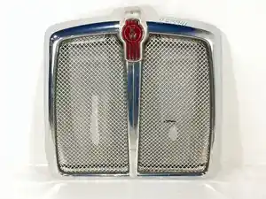 Used 2013 Kenworth T660 Grille (Stock #P-100366)) Part Image