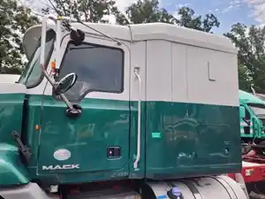 Used 2013 Mack CXU613 Cab (Stock #P-84837)) Part Image