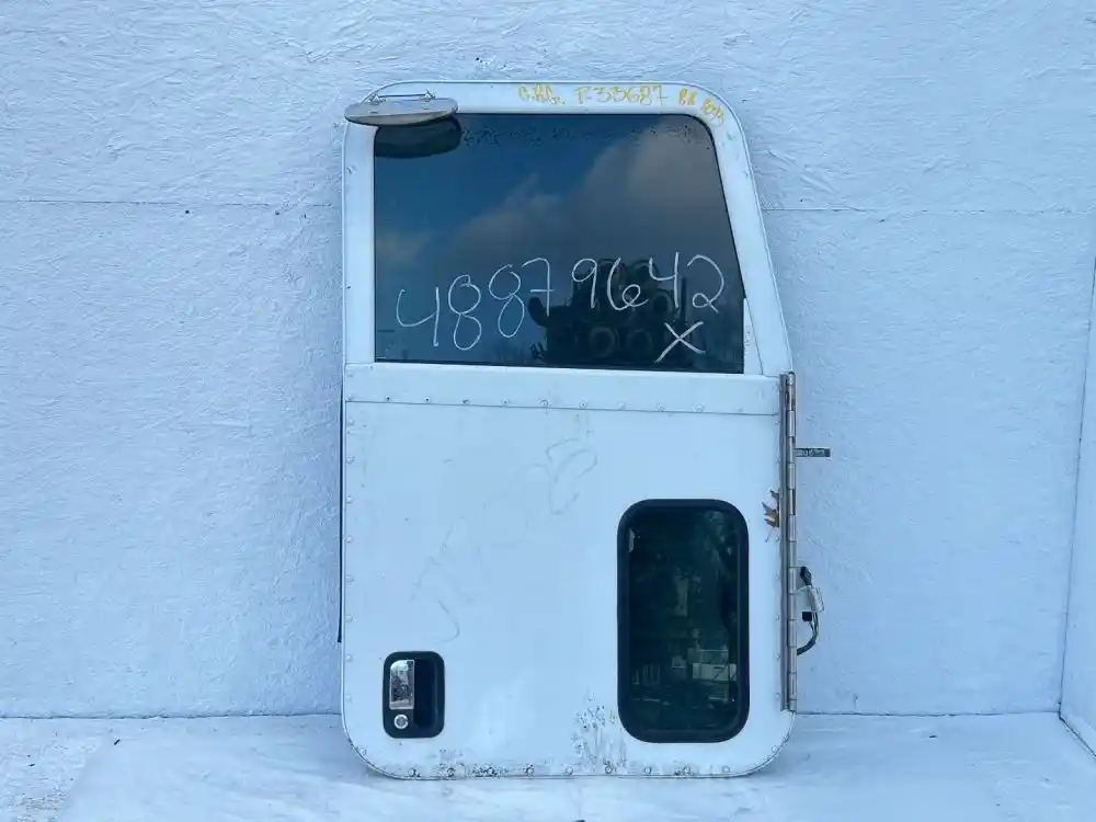 New and Used Peterbilt 386 Doors for sale | TPI