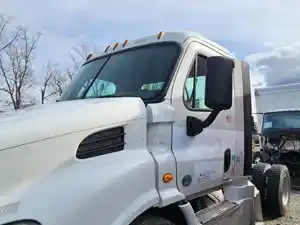 Used 2014 Freightliner Cascadia 113 Cab (Stock #P-74319)) Part Image