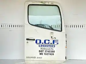 Used 2014 Hino 268 Door (Stock #P-104664)) Part Image