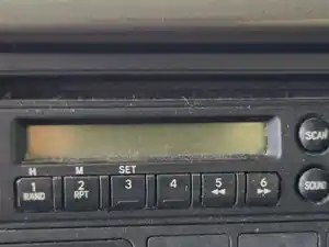 Used 2014 Hino 268 Radio (Stock #P-102510)) Part Image